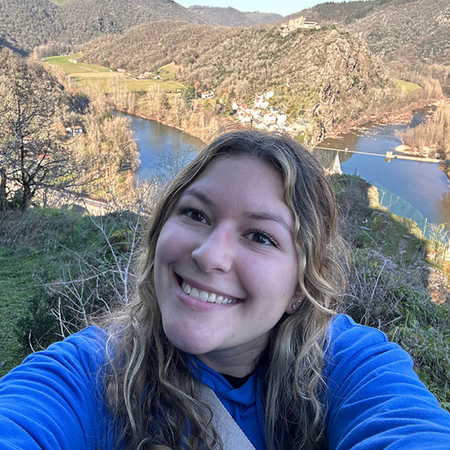 Una Banovic, a senior, takes a selfie in France