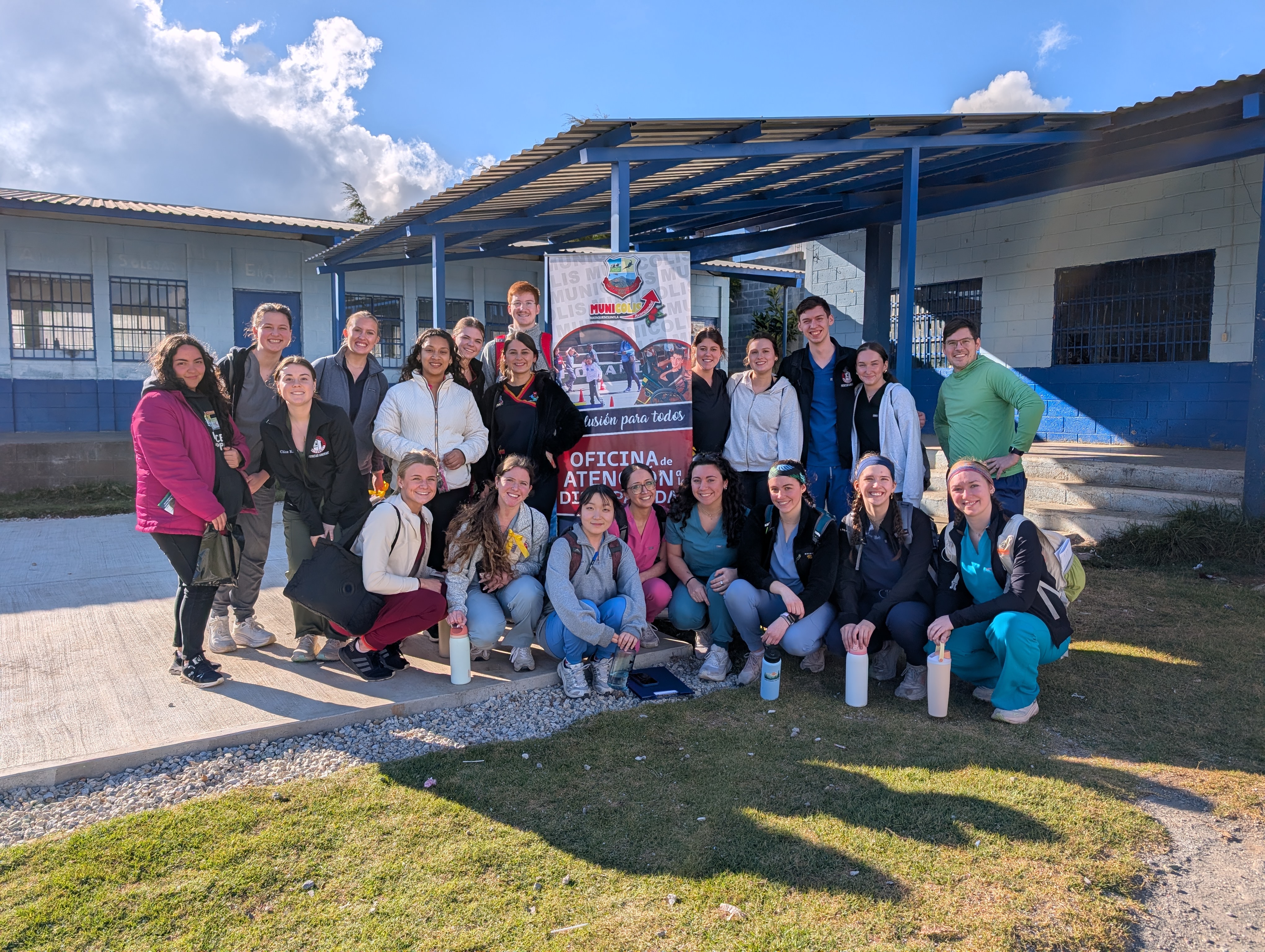 The students of the HUGS trip to Guatemala