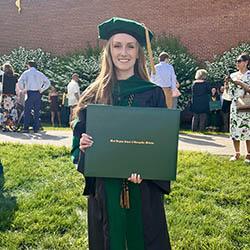 Kelsey Donoughe Honors Graduate Profile