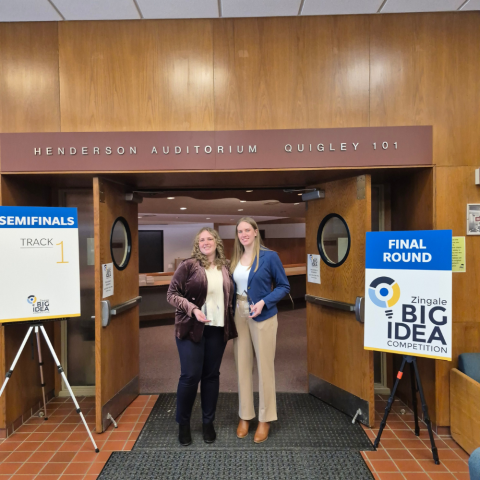 SFU Students Pose With Award